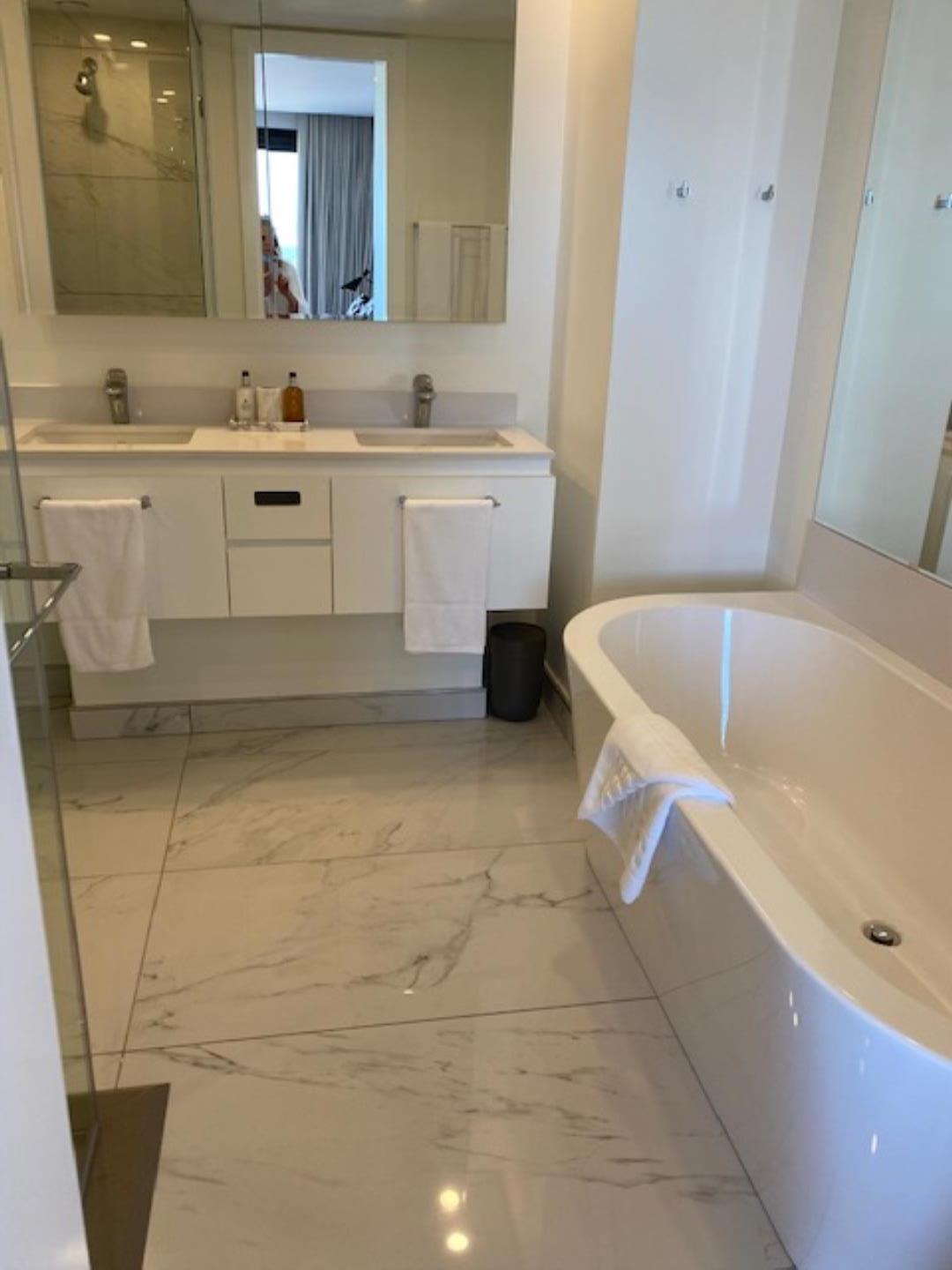 534823_Bathroom.jpeg