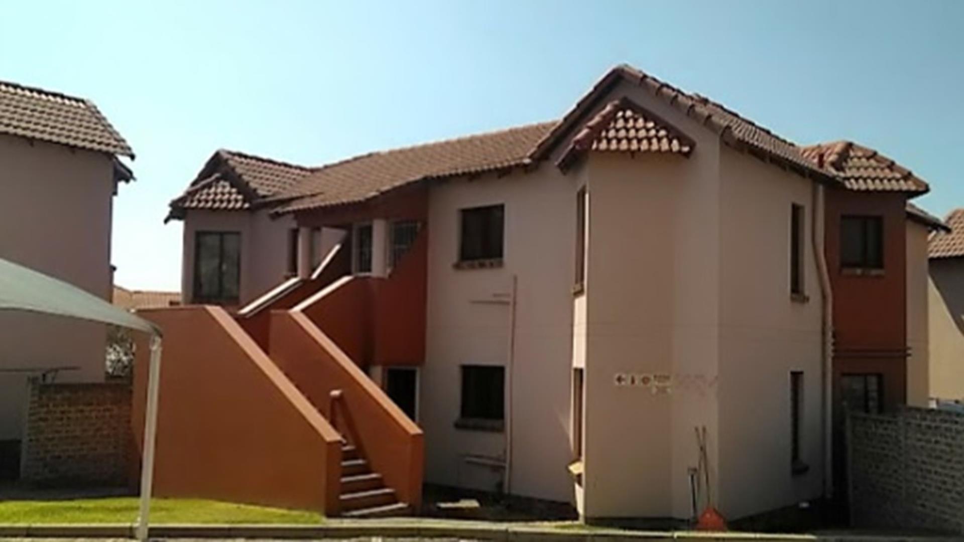 2 Bedroom Apartment for Sale - Gauteng