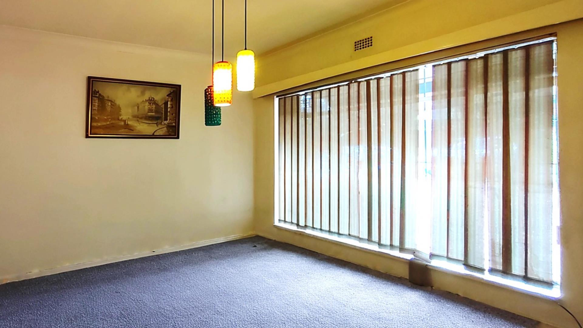 740188_Slide4.JPG