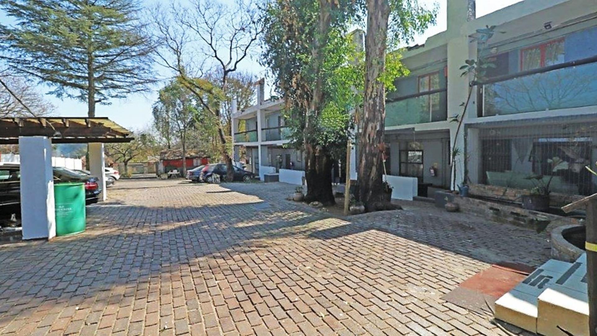 754613_Slide3.JPG