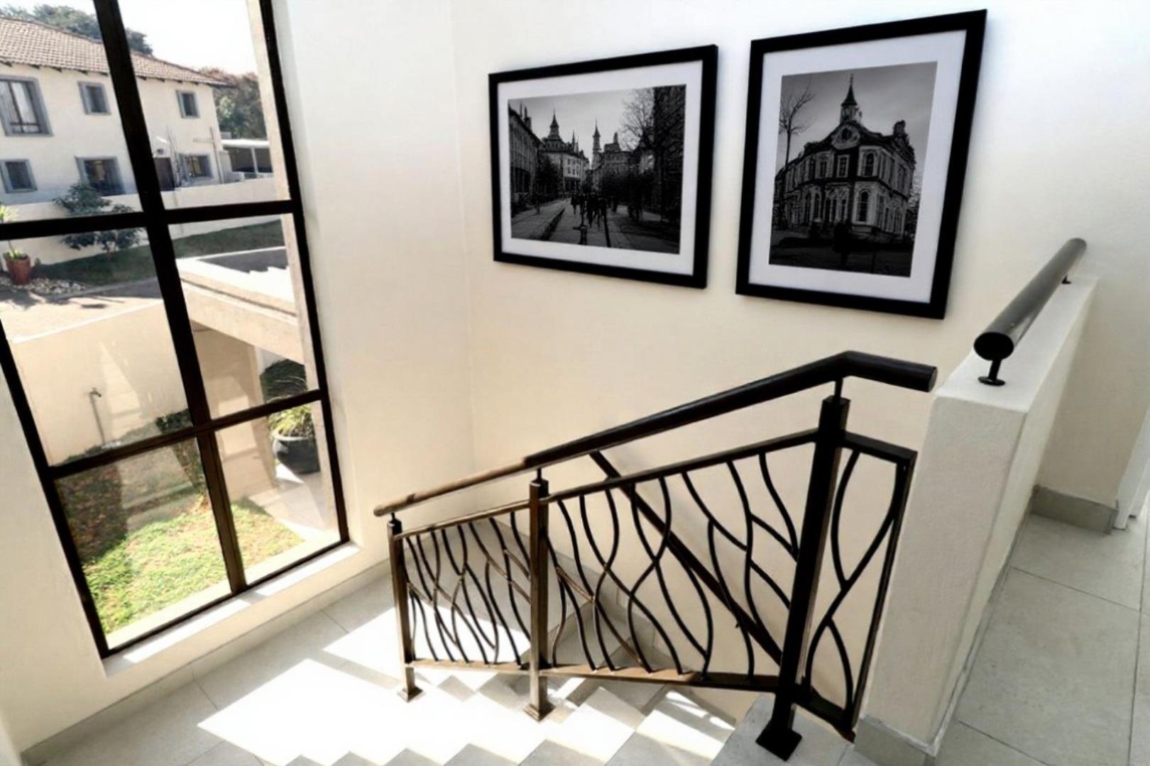 754946_Stairs_with_photos_no_water_mark.jpeg