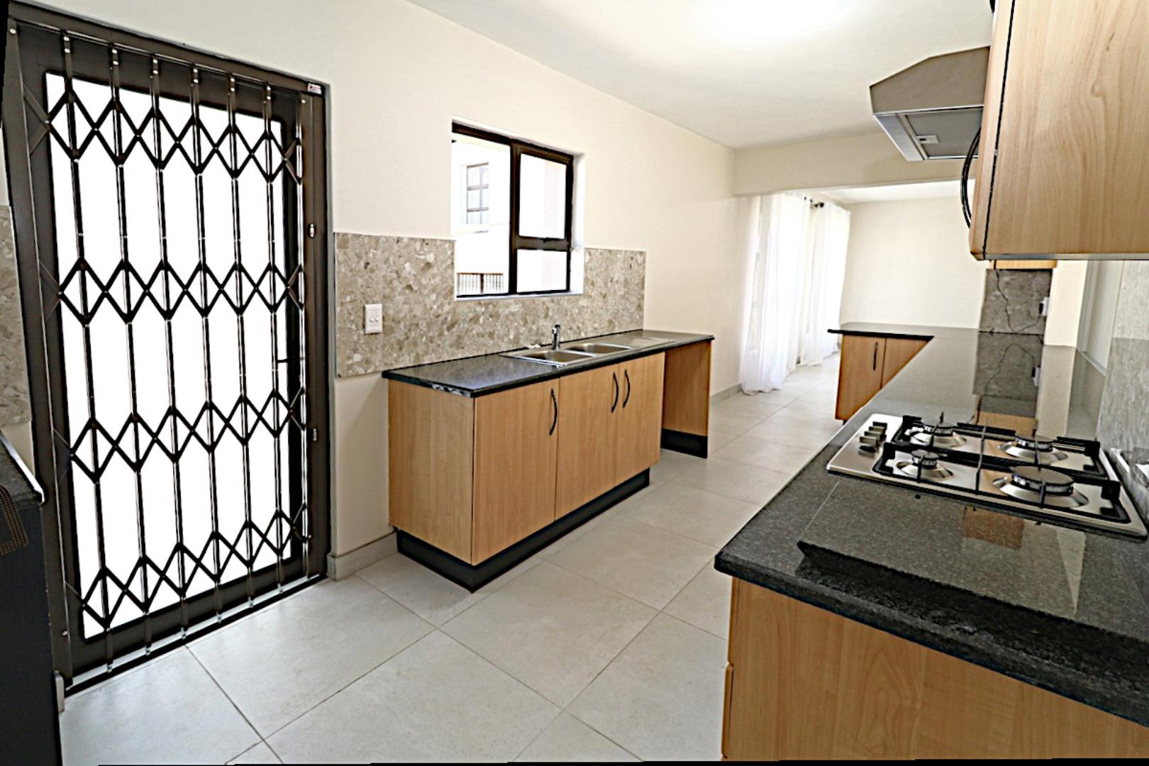 754946_kitchen1.jpg