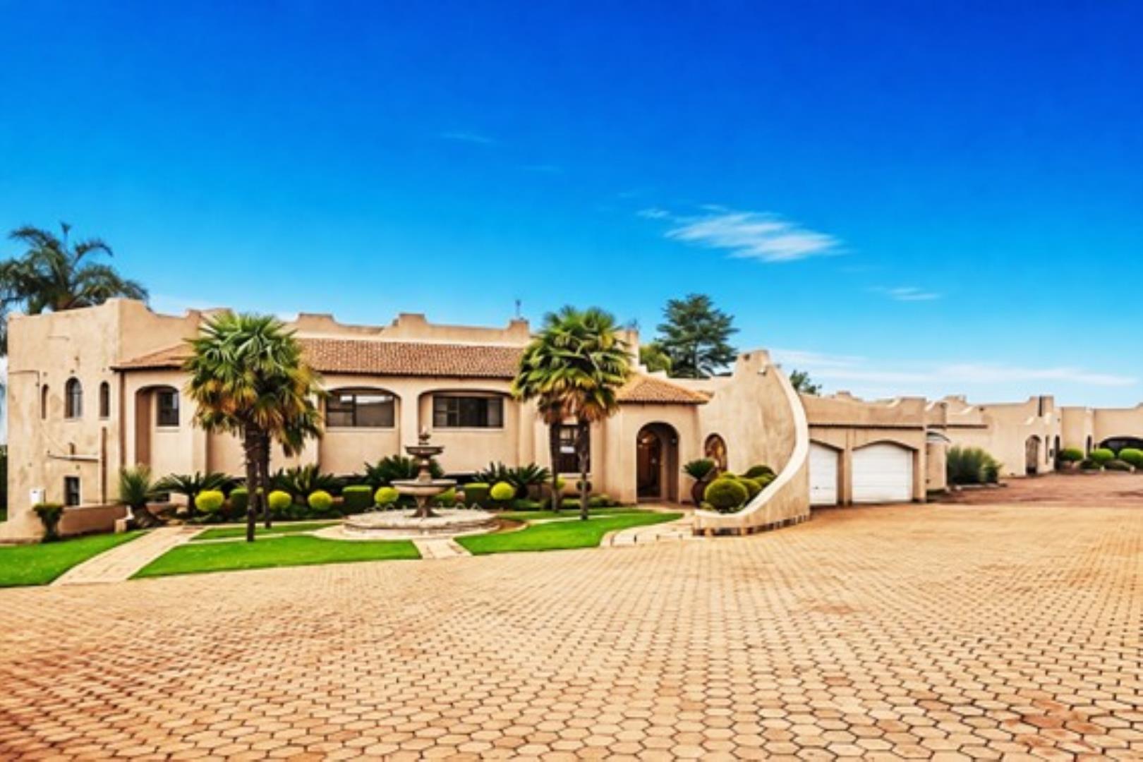 9 Bedroom Guesthouse for Sale - Gauteng